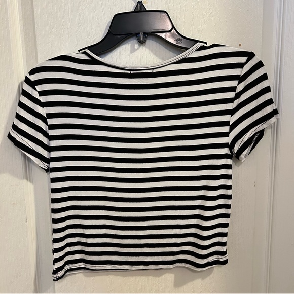 Rue21 Striped Black and White Crop Top - Picture 3 of 7